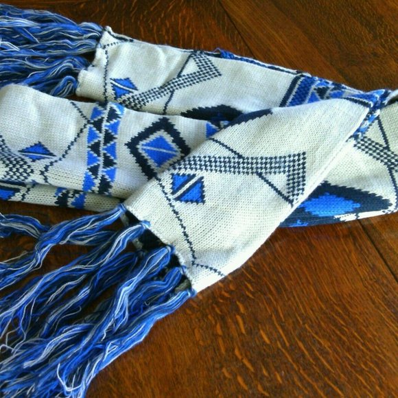 Long Soft Scarf Aztec Style Face Ear Protection Neck Knitwear Blue & Gray Unisex - Picture 5 of 16
